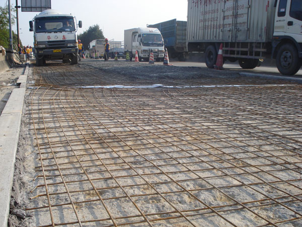 九游网·官方端网站登录入口-九游（中国）
南三公路道路维修工程